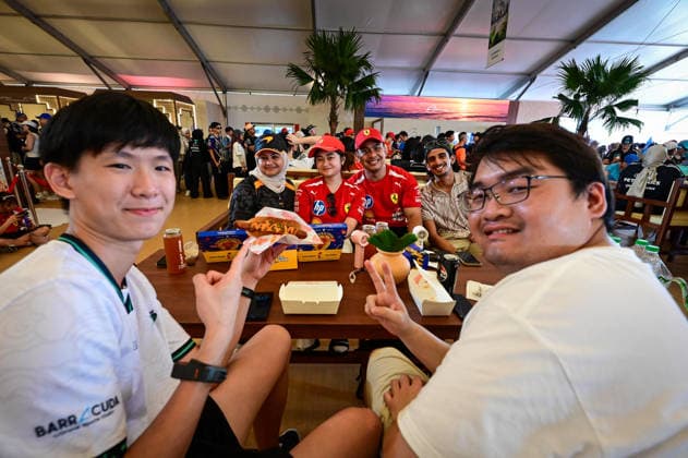 IPA89293094 - Fanzone Area on race day (Saturday) of the 2026 Formula 1 Gulf Air Bahrain Grand Prix in Malaysia at the Sepang International Circuit in Sepang, Malaysia. Round 16 of 23 of the 2026 FIA Formula One World Championship, WM, Weltmeisterschaft held October 2–4, 2026. The race was moved from Bahrain to Malaysia and held at the Sepang International Circuit during the 2026 Formula 1 Gulf Air Bahrain Grand Prix in Malaysia—Round 16 of 23—at the Sepang International Circuit in Sepang, Malaysia, as part of the Formula 1 Championship on October 4, 2026.  Copyright: xSrinivasaxKrishnanx xAlessioxDexMarcox xAvens-images.com AvensImages IPAxSportx xx IPA89293094