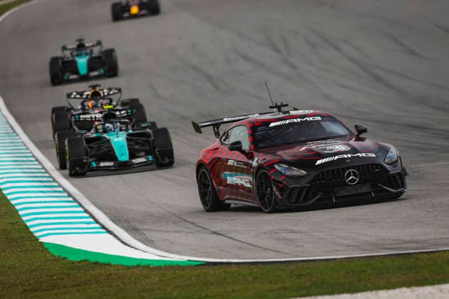 Safety Car, Safety Car F1 GP 16 Bahrain 2026 in Malaysia 01 NORRIS Lando GBR, McLaren F1 Team MCL40, Action: F1 GP 16 Bahrain 2026 in Malaysia—FIA Mercedes-AMG GT 63 S 4MATIC Medical Car during the 2026 Formula 1 Bahrain Grand Prix in Malaysia, the 16th round of the 2026 Formula One World Championship held from October 2 to 4, 2026 at the Sepang International Circuit in Sepang, Malaysia. Photo by Xavier Bonilla, DPPI Malaysia