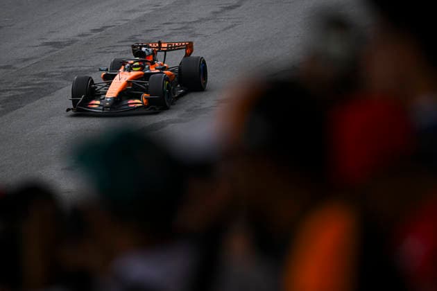 81 PIASTRI Oscar from , McLaren F1 Team MCL40, action from the 2026 Bahrain F1 GP 16 in Malaysia 01 NORRIS Lando GBR , McLaren F1 Team MCL40, action during the 2026 Formula 1 Bahrain Grand Prix in Malaysia, 16th round of the 2026 Formula One World Championship from October 2 to 81 PIASTRI Oscar from , McLaren F1 Team MCL40, action during the 2026 Formula 1 Bahrain Grand Prix in Malaysia, the 16th round of the 2026 Formula One World Championship from October 2 to 4, 2026 at the Sepang International Circuit in Sepang, Malaysia. Photo by Alberto Vimercati, DPPI Malaysia