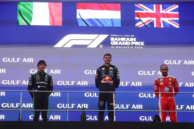 F1 Bahrain Grand Prix In Malaysia SEPANG, MALAYSIA - OCTOBER 4: Andrea Kimi Antonelli of Mercedes, Max Verstappen of Red Bull Racing and Lewis Hamilton of Ferrari on the podium after the Formula 1 Bahrain Grand Prix at Sepang International Circuit in Sepang, Malaysia on October 4, 2026. Jakub Porzycki Anadolu Sepang Malaysia. Editorial use only. Please get in touch for any other usage.  Copyright: x2026xAnadoluxJakubxPorzyckix