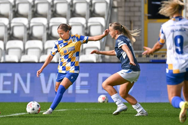 Soccer I Women s I 2026–2027 Season I 2. Bundesliga I Matchday 8 I FC Carl Zeiss Jena vs. SC Sand I October 4, 2026 Lisa Gora 8, FC Carl Zeiss Jena, Sophia Gerber 18, SC Sand Jena, Ernst Abbe Sportfeld, ad hoc Arena, Thuringia, Germany Copyright: xLobeca InesxHähnelx