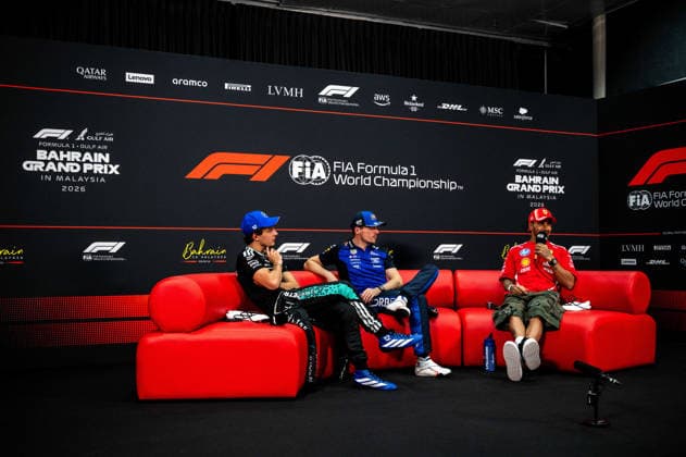F1 - BAHRAIN GRAND PRIX IN MALAYSIA 2026 KIMI ANTONELLI Andrea (ita), Mercedes AMG F1 Team W17, portrait VERSTAPPEN Max (nld), Red Bull Racing Ford RB22, portrait HAMILTON Lewis (gbr), Scuderia Ferrari SF-26, portrait press conference, PK, Pressekonferenz during the 2026 Formula 1 Bahrain Grand Prix in Malaysia, 16th round of the 2026 Formula One World Championship, WM, Weltmeisterschaft from October 2 to 4, 2026 on the Sepang International Circuit, in Sepang, Malaysia - SepangMalaysia Copyright: xALBERTOxVIMERCATIx