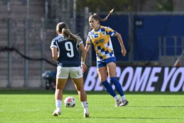 Soccer I Women I 2026–2027 Season I 2. Bundesliga I Matchday 8 I FC Carl Zeiss Jena vs. SC Sand I October 4, 2026 Pija Reiniger 9, SC Sand, Emily Hähnel 5, FC Carl Zeiss Jena, Ernst Abbe Sportfeld, ad hoc Arena, Thuringia, Germany Copyright: xLobeca InesxHähnelx