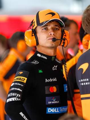 NORRIS Lando gbr, McLaren F1 Team MCL40, portrait from the 2026 Bahrain F1 Grand Prix in Malaysia, the 16th round of the 2026 Formula 1 season in Malaysia. KIMI ANTONELLI Andrea ita, Mercedes AMG F1 Team W16, portrait from the 2026 Bahrain F1 Grand Prix in Malaysia, held during the 2026 Formula 1 Bahrain Grand Prix in Malaysia—the 16th round of the 2026 Formula One World Championship—from October 2 to 4, 2026 at the Sepang International Circuit in Sepang, Malaysia. Photo by Jiri Krenek, Active Pictures Malaysia