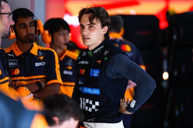 Oscar PIASTRI of the McLaren F1 Team MCL40, portrait from the 2026 Bahrain F1 Grand Prix in Malaysia, 16th round of the 2026 Formula 1 season in Malaysia, KIMI ANTONELLI Andrea (ITA), Mercedes AMG F1 Team W16, portrait from the 2026 Bahrain F1 Grand Prix in Malaysia during the 2026 Formula 1 Bahrain Grand Prix in Malaysia, the 16th round of the 2026 Formula One World Championship from October 2 to 4, 2026 at the Sepang International Circuit in Sepang, Malaysia. Photo by Jiri Krenek, Active Pictures Malaysia