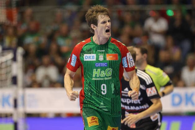 October 4, 2026, xtgx, Opel HBL Handball, SC Magdeburg vs. HC Erlangen emspor, from left: Oskar Vind Rasmussen (Magdeburg), 9, celebration, goal celebration, celebrating the goal, Magdeburg celebration