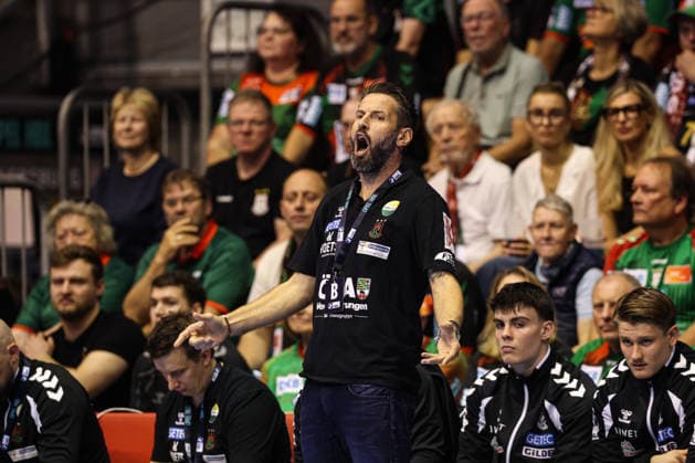 Coach Bennet Wiegert, SC Magdeburg, Handball Bundesliga, 2026–2027 season, SC Magdeburg vs. HC Erlangen at the GETEC Arena in Magdeburg, Handball, Germany, October 4, 2026