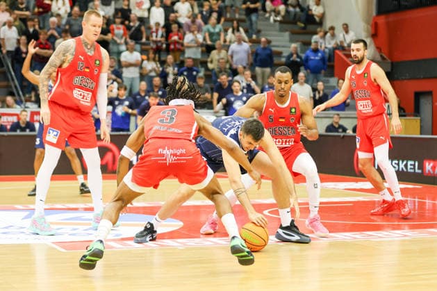 GER, GIESSEN 46ers vs. VfL SparkassenStars Bochum, Basketball, ProA, Matchday 3, 2026–2027 Season, October 4, 2026, Aitor Julen Pickett Lazo, VfL SparkassenStars Bochum (GER), GIESSEN 46ers vs. VfL SparkassenStars Bochum, Basketball, ProA, Matchday 3, 2026–2027 Season, October 4, 2026 GIESSEN 46ers Copyright: xEibner-Pressefoto JavadxMohammadpourx EP_JMR