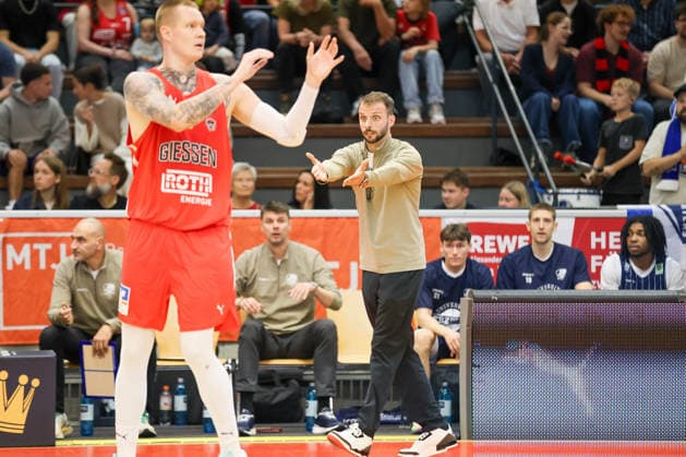 GER, GIESSEN 46ers vs. VfL SparkassenStars Bochum, Basketball, ProA, Matchday 3, 2026–2027 Season, April 10, 2026,Alvaro Paredes VfL SparkassenStars Bochum GER, GIESSEN 46ers vs. VfL SparkassenStars Bochum, Basketball, ProA, Matchday 3, 2026–2027 Season, April 10, 2026 GIESSEN 46ers Copyright: xEibner-Pressefoto JavadxMohammadpourx EP_JMR