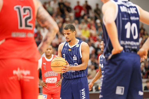 GER, GIESSEN 46ers vs. VfL SparkassenStars Bochum, Basketball, ProA, Matchday 3, 2026–2027 Season, April 10, 2026,Gabriel Kuku VfL SparkassenStars Bochum GER, GIESSEN 46ers vs. VfL SparkassenStars Bochum, Basketball, ProA, Matchday 3, 2026–2027 Season, April 10, 2026 GIESSEN 46ers Copyright: xEibner-Pressefoto JavadxMohammadpourx EP_JMR
