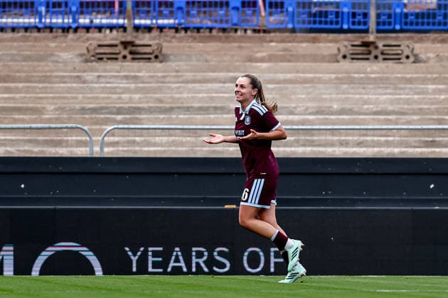 Aston Villa Women v Crystal Palace Women, Women s Super League GOAL scores 1-0 Aston Villa Women defender Noelle Maritz (16) scores during the Women s Super League match between Aston Villa Women and Crystal Palace Women at Villa Park, Birmingham, UK on 4 October 2026. Birmingham Villa Park West Midlands UK Editorial use only , Copyright: xManjitxNarotrax PSI-24960-0048