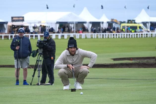UK: The Alfred Dunhill Links Championship at The Old Course, St Andrews, Scotland on 04 October 2026: Pictured: Tommy Fleetwood (England) on the 17th green during the final round of the Alfred Dunhill Links Championship 2026 at the Old Course, St Andrews St Andrews The Old Course Fife Scotland Copyright: xAlexxToddx
