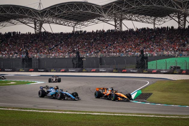 Oscar Piastri (AUS) - McLaren Mastercard F1 Team during the Race of Formula 1 Gulf Air Bahrain Grand Prix in Malaysia 2026 at Sepang International Circuit in Sepang, Malaysia. Round 16 of 23 of the 2026 FIA Formula One World Championship, WM, Weltmeisterschaft held October 2-4, 2026. The race was relocated from Bahrain to Malaysia and held at Sepang International Circuit. Formula 1 Gulf Air Bahrain Grand Prix in Malaysia 2026 - Round 16 of 23 - Sepang International Circuit, Sepang, Malaysia F1-2026-R04-BHR