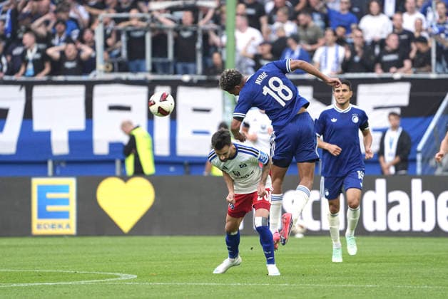 Photo by Fabio Daniel VIEIRA: HSV vs. Kenay MYRIE, right—German Bundesliga, friendly match on Sunday, October 4, 2026, Hamburger SV vs. FC Copenhagen