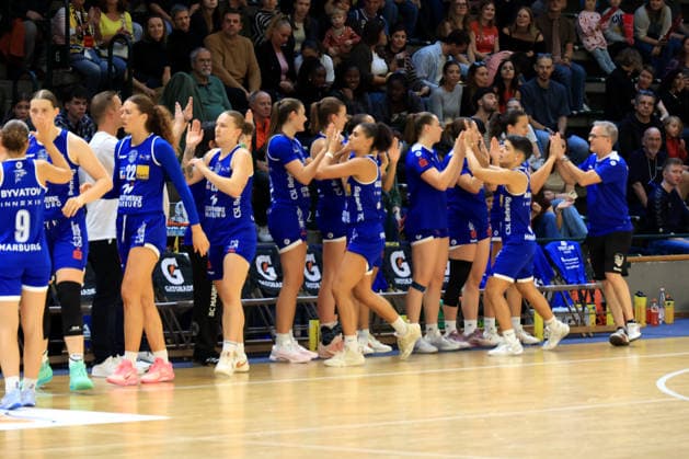 October 4, 2026, Germany, GER, DEU, Basketball, DBBL, 1st Bundesliga, Day 1, 2026–2027 Season, Berlin, ALBA Berlin vs. Marburg Marburg Spielerinnenkreis nordphoto GmbH Engler Berlin Soemmeringhalle Berlin Germany Copyright: xNordphotox xEnglerx