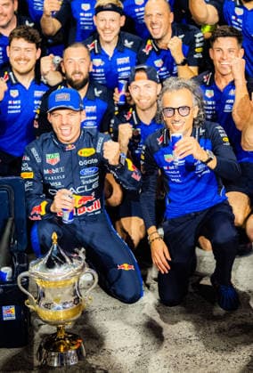 2026 Malaysian Grand Prix - Max Verstappen celebration of MAX VERSTAPPEN 1 (NED) of Oracle Red Bull Racing (Red Bull Racing RB22) win with the red bull team in front of their garage on Sunday Race Day during the 2026 Formula 1 Gulf Air Bahrain Grand Prix in Malaysia at Sepang International Circuit in Kuala Lumpur, Malaysia, on October 4, 2026. Photo by Antoine LAPEYRE Reveries Agency ABACAPRESS.COM Kuala Lumpur Malaysia Copyright: xAntoinexLapeyre ReveriesxAgency ABACAx