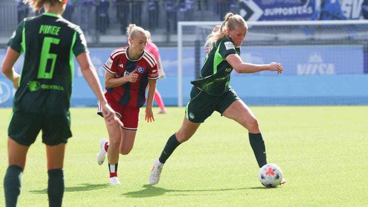 VfL vs. HSV, Women s Bundesliga, Wolfsburg, October 4, 2026, Soccer, Women, Google Pixel Bundesliga, 2026–2027 Season, VfL Wolfsburg vs. Hamburger SV, Camilla Küver, VfL Wolfsburg, AOK Stadium, Lower Saxony, Germany