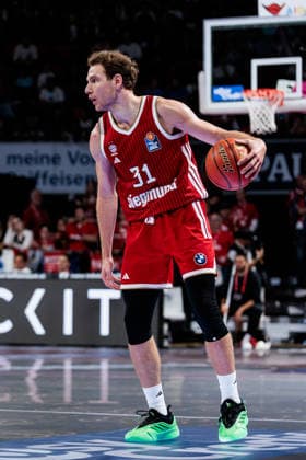 easyCredit Basketball Bundesliga: FC Bayern Munich vs. EWE Baskets Oldenburg, October 4, 2026; Rokas Jokubaitis, FC Bayern Munich, 31, on the ball; easyCredit Basketball Bundesliga: FC Bayern Munich vs. EWE Baskets Oldenburg, Munich, BMW Park, October 4, 2026 Copyright: xBEAUTIFULxSPORTS Wunderlx
