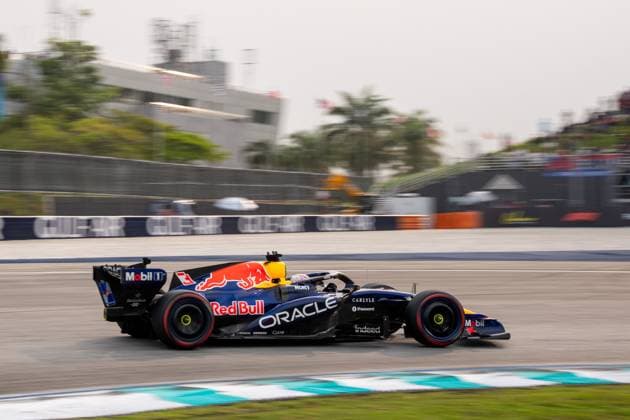 October 4, 2026, Kuala Lumpur, Malaysia: Max Verstappen (NLD) (Oracle Red Bull Racing) during the race of the Formula 1 Bahrain Grand Prix In Malaysia 2026 at the Sepang International Circuit. Kuala Lumpur Malaysia - ZUMAs197 20261004_aaa_s197_037 Copyright: xLucaxMartinix