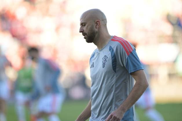 UEFA Nations League League A, Group C, Round 3, 2026–27, soccer match between Croatia and England, Dean Sculac Rujevica Stadium, Rijeka, Croatia, October 3, 2026: Josip Misic (Croatia, No. 22) warms up during the UEFA Nations League League A, Group C, Round 3, 2026–27, soccer match between Croatia and England at Dean Sculac Rujevica Stadium in Rijeka, Croatia, October 3, 2026 Copyright: xBEAUTIFULxSPORTS Stanusicx