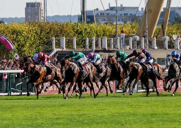 HORSE RACING 2026: Qatar Prix De LÃ¢â‚¬â ¢Arc De Triomphe Day Longchamp OCT 04 October 4, 2026, Paris, USA: Daryz (1) ridden by Mickael Barzalona wins the Qatar Prix de lÃ¢â‚¬â ¢arc de Triomphe (Group 1) at Longchamp Racecourse in Paris, France on October 4, 2026. Sandra Scherning Eclipse Sportswire CSM(Credit Image: Â Sandra Scherning Cal Media) Paris USA EDITORIAL USE ONLY Copyright: xx ZUMA-20261004_faf_cs17_068.jpg SandraxScherningx csmphotothree530735