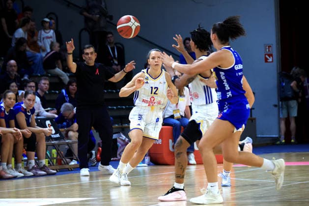 October 4, 2026, Germany, GER, DEU, Basketball, DBBL, 1st Bundesliga, Day 1, 2026–2027 Season, Berlin, ALBA Berlin vs. Marburg, Lena Gohlisch, ALBA Berlin 12, nordphoto GmbH, Engler, Berlin, Soemmeringhalle, Berlin, Germany Copyright: xNordphotox xEnglerx