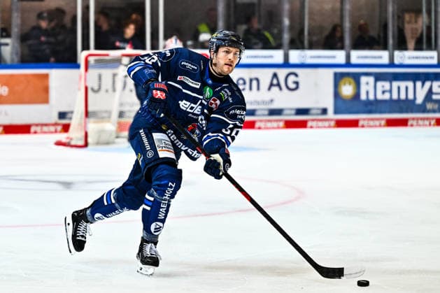 Peter Spornberger, Iserlohn Roosters, 50, GER, Iserlohn Roosters vs. Krefeld Pinguine, Ice Hockey, Penny DEL, Matchday 6, 2026–2027 Season, October 4, 2026, GER, Iserlohn Roosters vs. Krefeld Pinguine, Ice Hockey, Penny DEL, Matchday 6, 2026–2027 Season, October 4, 2026, Iserlohn Copyright: xJonasxBrockmann Eibner-Pressefotox EP_JBN