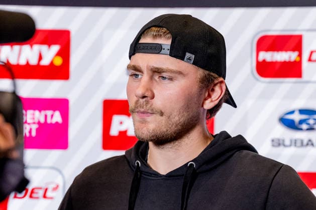 Alexander Blank of the Augsburger Panther, 26, during an interview with Magentasport before the game. Portrait. GER, EHC Red Bull Munich vs. Augsburger Panther, DEL, 2026–2027 season, Matchday 6, October 4, 2026. Photo by HMB Media, Heike Feiner Copyright: HMBxMedia HeikexFeiner