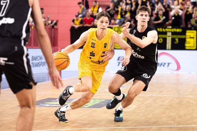 Tigers Tübingen vs. Nuremberg Falcons, Men s, 2nd Bundesliga, Barmer 2 Basketball Bundesliga, Pro A, Matchday 3, 2026–2027 Season, October 4, 2026: Aiden Warnholtz of the Tigers Tübingen, No. 3 driving to the basket