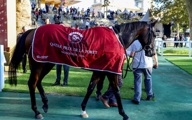 October 4, 2026, Paris, USA: True Love (8) ridden by Ryan Moore wins the Qatar Prix De La Foret (Group 1) during Qatar Prix de lâ€⠢Arc de Triomphe Day at Longchamp Racecourse in Paris, France on October 4, 2026. Eclipse Sportswire CSM Paris USA - ZUMAcs17 20261004_faf_cs17_137 Copyright: xSandraxScherningx