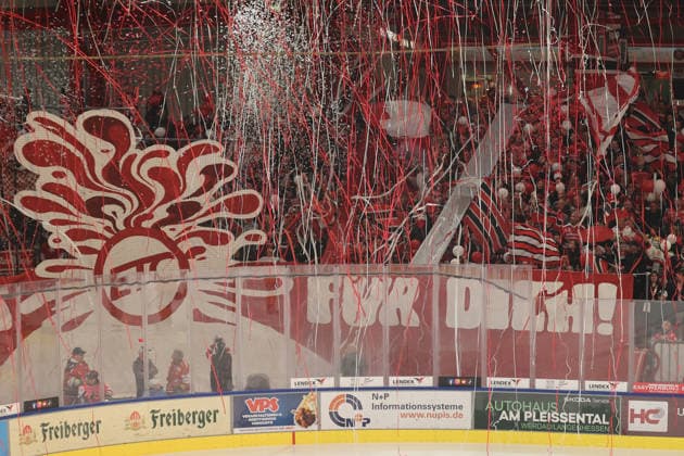 Sahnpark Crimmitschau, October 4, 2026; 2026–27 Season; Ice Hockey; 2nd Bundesliga; Regular Season; Game 6; Saxony Artificial Ice Arena; Saxony Derby; Eispiraten; Lausitzer Füchse; Fans organize the players entrance before the game; Crimmitschau, Saxony, Germany