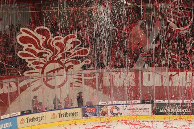 Sahnpark Crimmitschau, October 4, 2026; 2026–27 Season; Ice Hockey; 2nd Bundesliga; Regular Season; Game 6; Saxony Ice Arena; Saxony Derby; Eispiraten vs. Lausitzer Füchse; Fans help organize the players’ entrance before the game; The paper on the ice creates a strong game delays Crimmitschau Saxony Germany