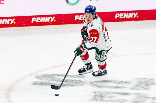 Luke Toporowski, Augsburger Panther, 77 (GER), EHC Red Bull Munich vs. Augsburger Panther, DEL, 2026–2027 season, Matchday 6, October 4, 2026. Photo: HMB Media, Franz Feiner Copyright: HMBxMedia FranzxFeiner