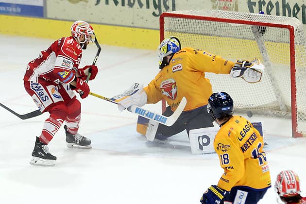 Sahnpark Crimmitschau, October 4, 2026; 2026–27 Season; Ice Hockey; 2nd Bundesliga; Regular Season; Game 6; Saxony Ice Arena; Saxony Derby; Eispiraten; Lausitzer Füchse; Denis Shevyrin; 75 EPC; scores the 2nd 1; Anthony Morrone in the Füchse goal fails to make the save; Crimmitschau; Saxony; Germany