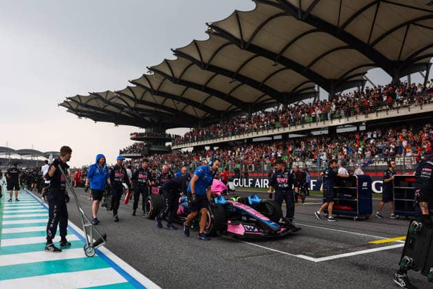 F1 - BAHRAIN GRAND PRIX IN MALAYSIA 2026 starting grid 43 COLAPINTO Franco (arg), Alpine F1 Team A526, action during the 2026 Formula 1 Bahrain Grand Prix in Malaysia, 16th round of the 2026 Formula One World Championship, WM, Weltmeisterschaft from October 2 to 4, 2026 on the Sepang International Circuit, in Sepang, Malaysia - SepangMalaysia Copyright: xANTONINxVINCENTx