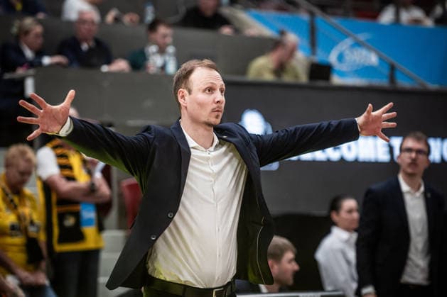 Jacques Schneider, VET CONCEPT Gladiators Trier, Head Coach (GER), MHP Riesen Ludwigsburg vs. VET CONCEPT Gladiators Trier, Basketball Bundesliga, easycredit BBL, Matchday 4, 2026–2027 Season, October 4, 2026, GER, MHP Riesen Ludwigsburg vs. VET CONCEPT Gladiators Trier, Basketball Bundesliga, easycredit BBL, Matchday 4, 2026–2027 Season, October 4, 2026, Ludwigsburg Copyright: xSandyxDinkelackerx EP_SDR