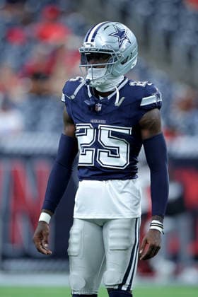 October 4, 2026, Houston, Texas, U.S: Dallas Cowboys cornerback Joey Porter Jr. (25) prior to the NFL, American Football Herren, USA regular season game between the Houston Texans and the Dallas Cowboys at Reliant Stadium in Houston, TX on October 4, 2026. NFL 2026 - Dallas Cowboys Vs Houston Texans  - ZUMAw137 20261004_aap_w137_034 Copyright: xErikxWilliamsx