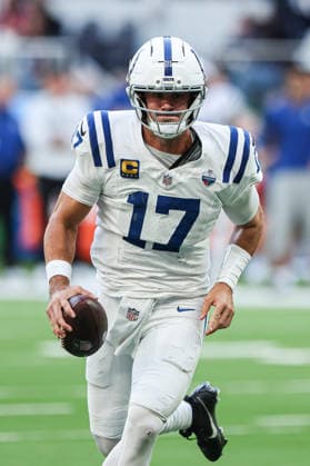 4th October 2026; Tottenham Hotspur Stadium, London, England; NFL, American Football Herren, USA International Series American Football, Washington Commanders versus Indianapolis Colts; Indianapolis Colts quarterback Daniel Jones runs with the ball HenningxVonxJagow