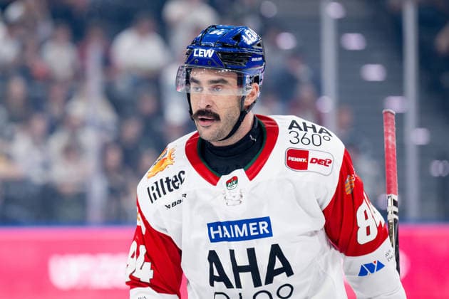 Former Munich player Trevor Parkes of the Augsburg Panthers, 84 GER, EHC Red Bull Munich vs. Augsburg Panthers, DEL, 2026–2027 season, Matchday 6, October 4, 2026. Photo: HMB Media, Heike Feiner Copyright: HMBxMedia HeikexFeiner