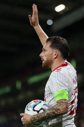 Wales v Denmark UEFA Nations League Pierre-Emile Hojbjerg of Denmark prepares to take a corner kick during the UEFA Nations League match at the Cardiff City Stadium, Cardiff 04 10 2026 UK Newspapers OUT Copyright: xKaraxThomasx FIL-24028-0016