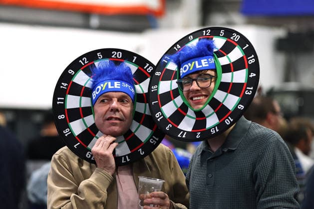 2026 BOYLE Sports World Grand Prix Fans in fancy dress during the 2026 Boyle Sports World Grand Prix Final at Mattioli Arena, Leicester, United Kingdom on 4 October 2026 Credit: Ryan Crockett Every Second Media Editorial use only. All images are copyright Every Second Media Limited. No images may be reproduced without prior permission. Copyright: xIMAGO EveryxSecondxMediax ESM-2198-0008 RyanxCrockettx xEveryxSecondxMediax
