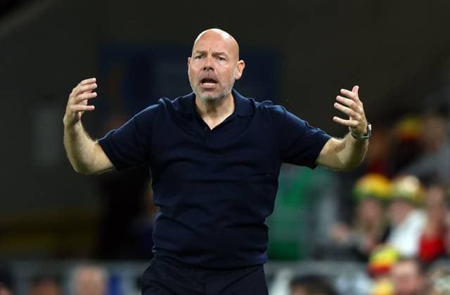 Denmark manager Brian Riemer gestures on the touchline Wales v Denmark, UEFA Nations League, Football, Cardiff City Stadium, Cardiff, UK - 04 Oct 2026Cardiff Cardiff City Stadium United Kingdom  Copyright: xKieranxMcManus Shutterstockx 17185536q