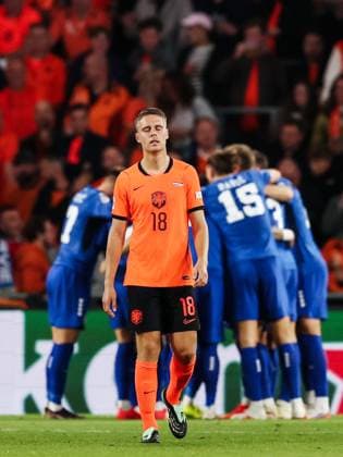 EINDHOVEN - Joey Veerman of the Netherlands is disappointed with the 1-1 draw during the UEFA Nations League match between the Netherlands and Serbia at the Philips Stadium on October 4, 2026, in Eindhoven, the Netherlands. SONNY LENSEN ANP xVIxANPxSportx xxANPxIVx 571520895 originalFilename: 571520895.jpg