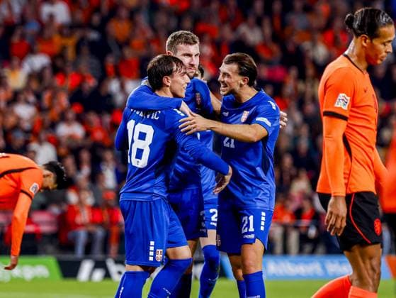 EINDHOVEN - Mihajlo Cvetkovic of Serbia celebrates his team s first goal with his teammates during the UEFA Nations League match between the Netherlands and Serbia at the Philips Stadium on October 4, 2026, in Eindhoven, the Netherlands. MARCEL TER BALS ANP UEFA Nations League 2026 27 xVIxANPxSportx xMarcelxterxBalsxIVx 571521170 originalFilename: 571521170.jpg