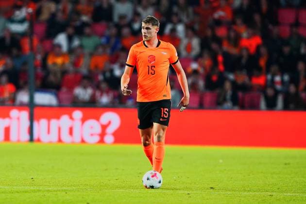 2026-10-04 UEFA Nations League: Netherlands v Serbia EINDHOVEN, NETHERLANDS - OCTOBER 4: Micky van de Ven of the Netherlands during the UEFA Nations League match between Netherlands and Serbia at Philips Stadion on October 4, 2026 in Eindhoven, Netherlands. Eindhoven Philips Stadion Netherlands Content not available for redistribution in The Netherlands directly or indirectly through any third parties. Copyright: xAndrexWeeningx