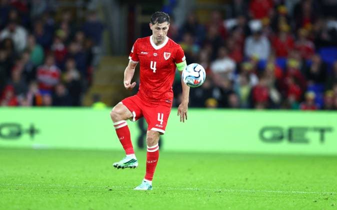 Ben Davies of Wales Wales v Denmark, UEFA Nations League, Football, Cardiff City Stadium, Cardiff, UK - 04 Oct 2026Cardiff Cardiff City Stadium United Kingdom  Copyright: xKieranxMcManus Shutterstockx 17185536ac
