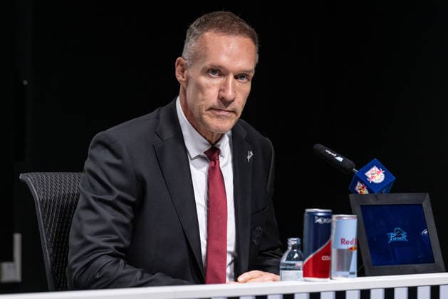 Gerry Fleming, Assistant Coach of the Augsburger Panther, at the postgame press conference for the GER match between EHC Red Bull Munich and the Augsburger Panther, DEL, 2026–2027 season, Matchday 6, October 4, 2026 Photo: HMB Media, Heike Feiner Copyright: HMBxMedia HeikexFeiner