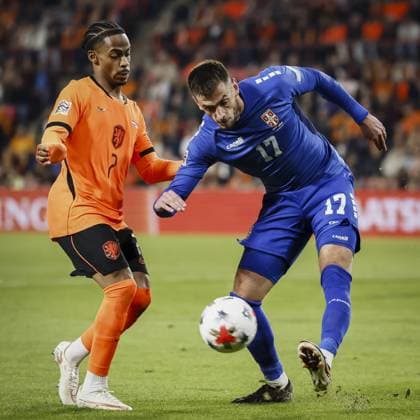 EINDHOVEN - (lr) Crysencio Summerville of the Netherlands and Aleksa Terzic of Serbia during the UEFA Nations League match between the Netherlands and Serbia at the Philips Stadium on October 4, 2026 in Eindhoven, the Netherlands. KOEN VAN WEEL ANP xVIxANPxSportx xxANPxIVx 571525114 originalFilename: 571525114