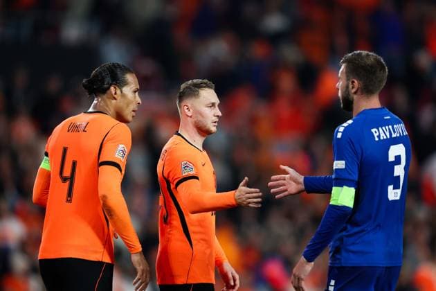 EINDHOVEN - (lr) Virgil van Dijk of the Netherlands, Teun Koopmeiners of the Netherlands, Strahinja Pavlović of Serbia during the UEFA Nations League match between the Netherlands and Serbia at the Philips Stadium on 4 October 2026 in Eindhoven, the Netherlands. SONNY LENSEN ANP xVIxANPxSportx xxANPxIVx 571529492 originalFilename: 571529492