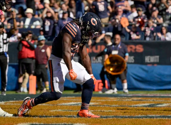 Chicago Bears running back Kyle Monangai (25) celebrates his third quarter touchdown against the New York Jets at Soldier Field in Chicago on Sunday, October 4, 2026. Bears defeated the Jets 23-12. CHI20261004117 MARKxBLACK